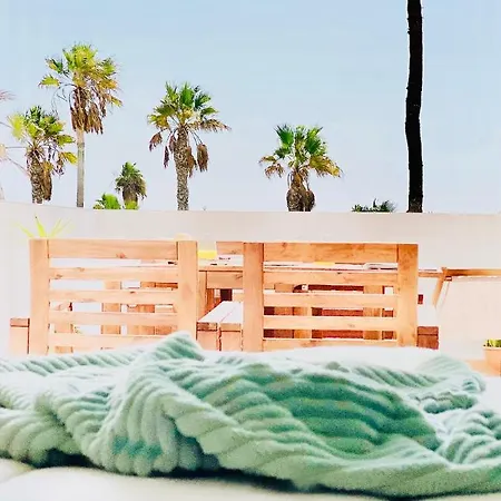 Canaryislandshost L Sea View * بويرتو ذيل كارمين