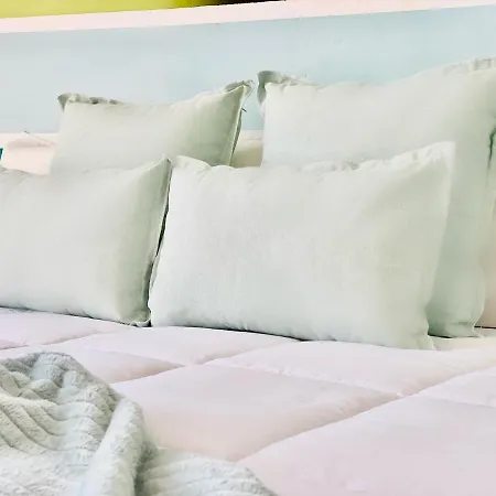 Canaryislandshost L Sea View Apartman *